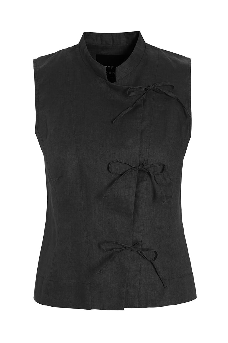 Airy linen sleeveless blouse