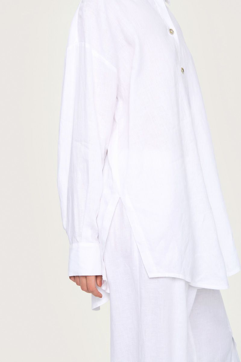 Airy linen shirt