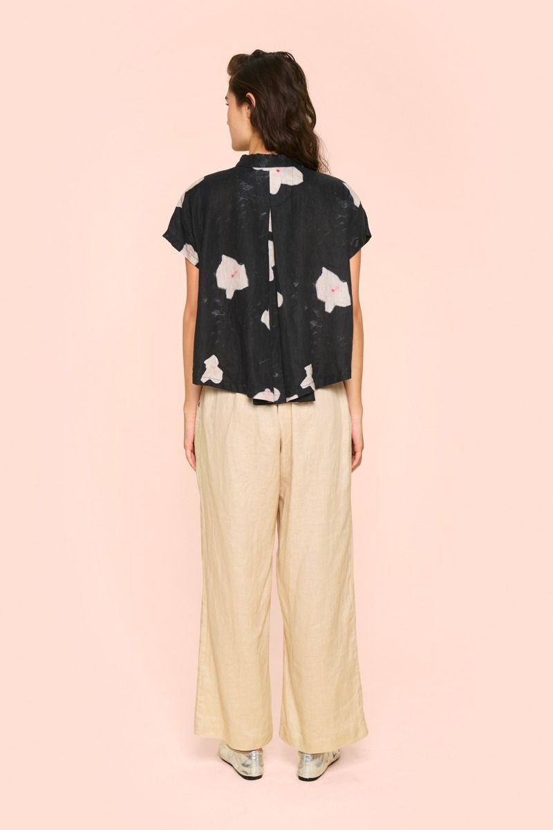 Airy linen straight trousers