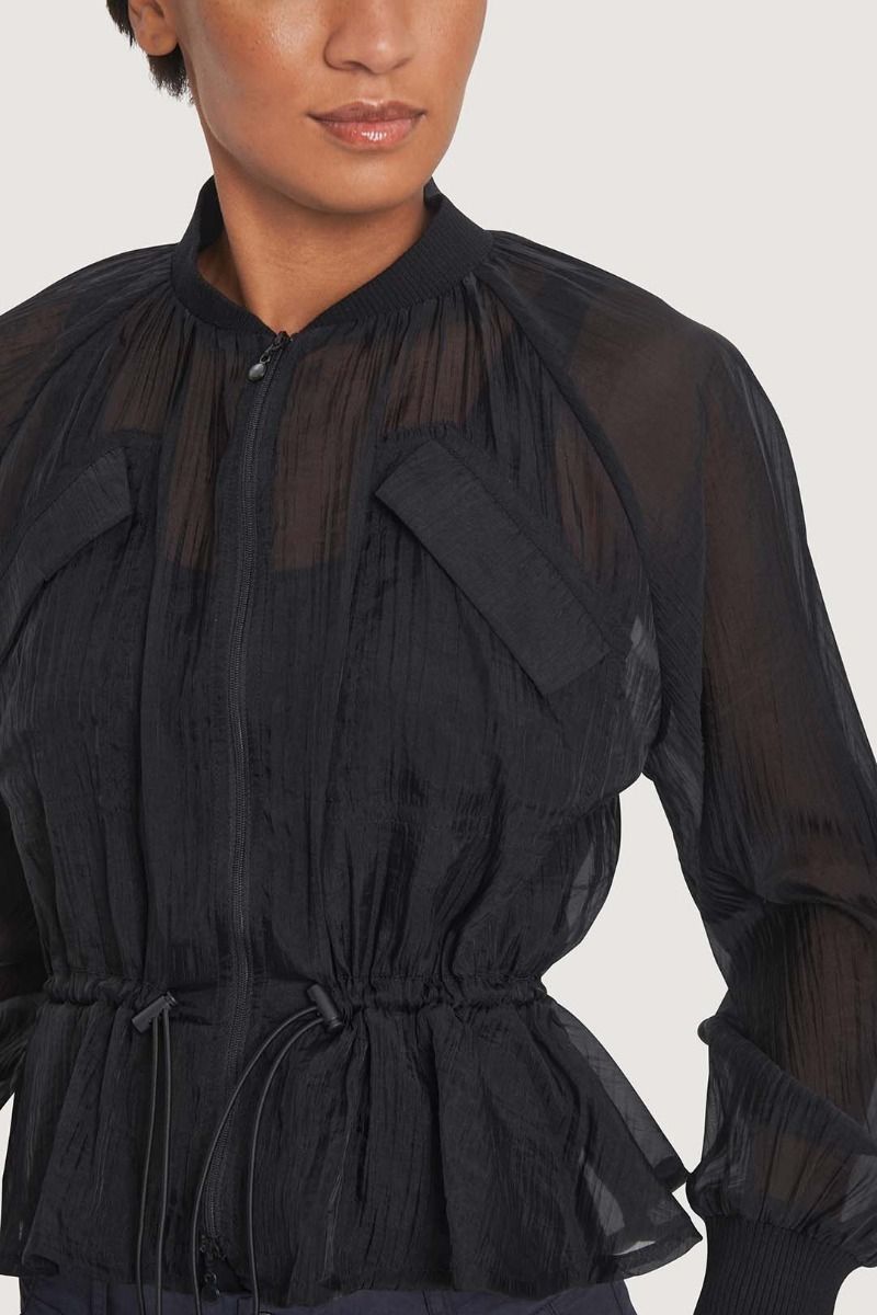 Sukasu blouse