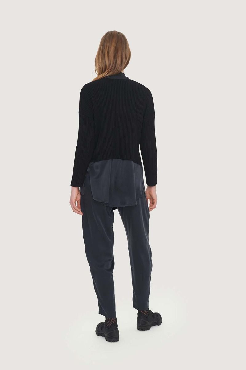 Shiruku pants