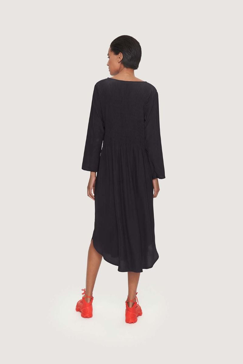 Okazaki FSC dress with smocking