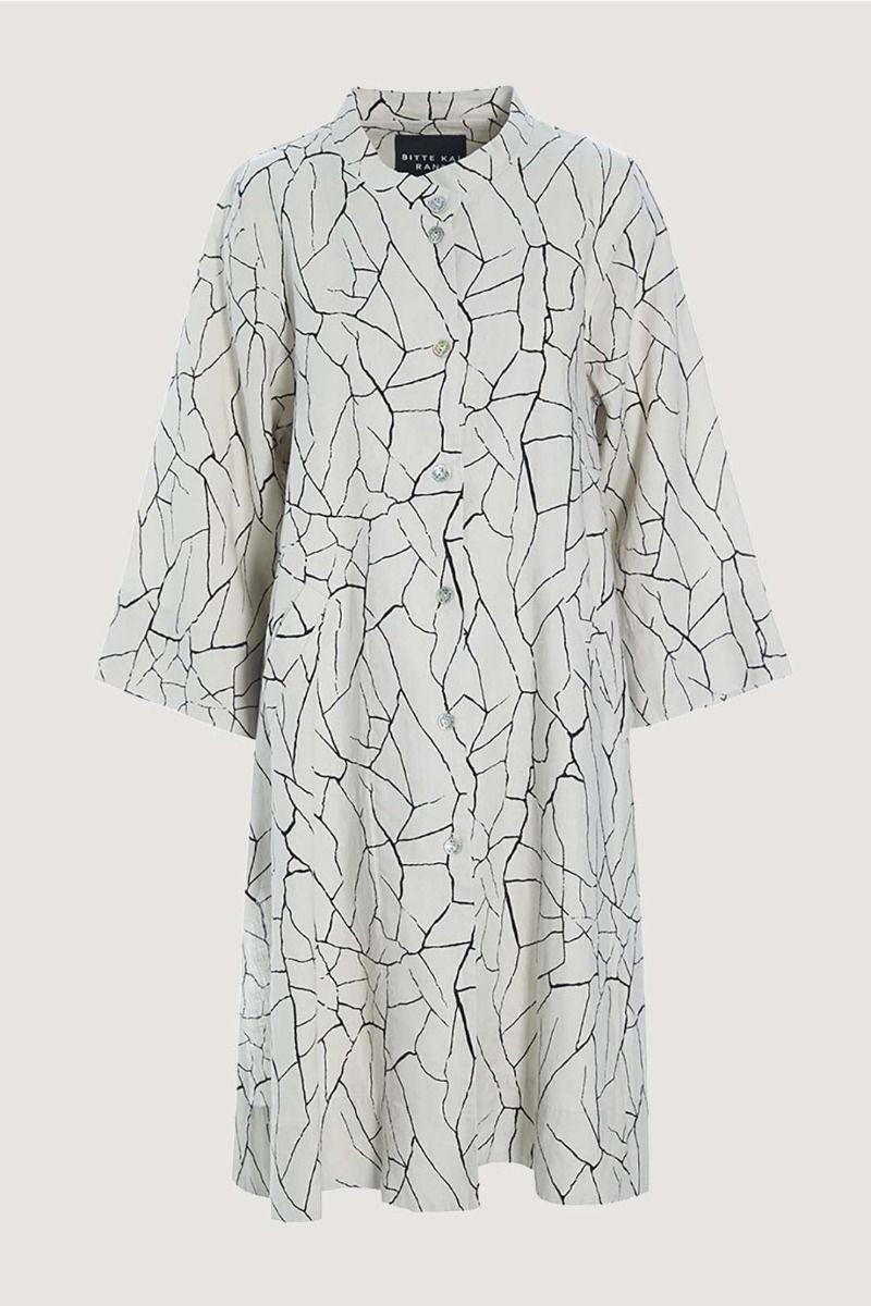 Craquelure coat dress