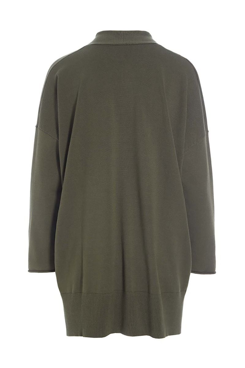 Saku blouse with v-neck