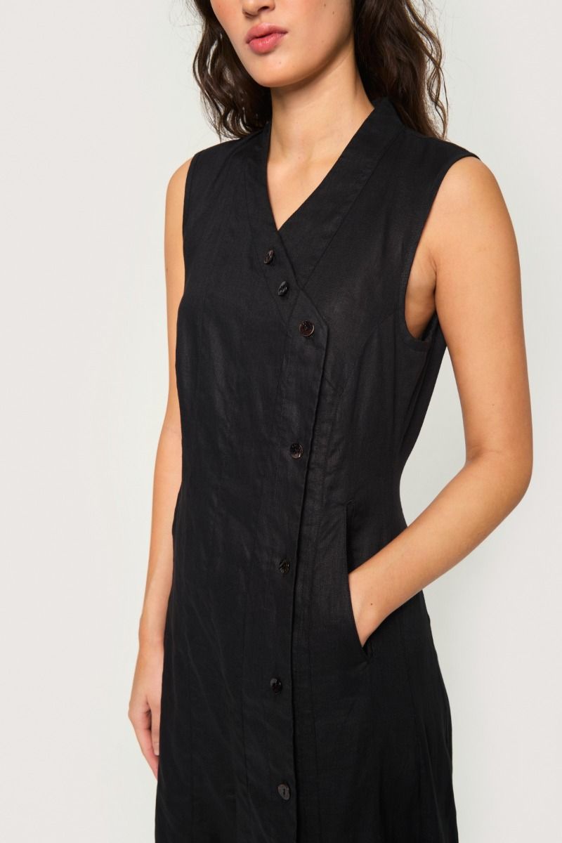 Airy linen jumpsuit