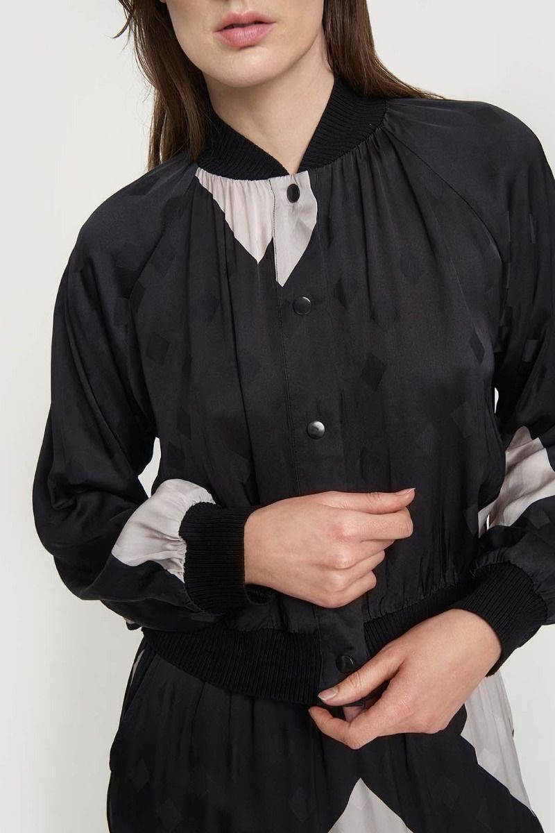 Yukoku jacket