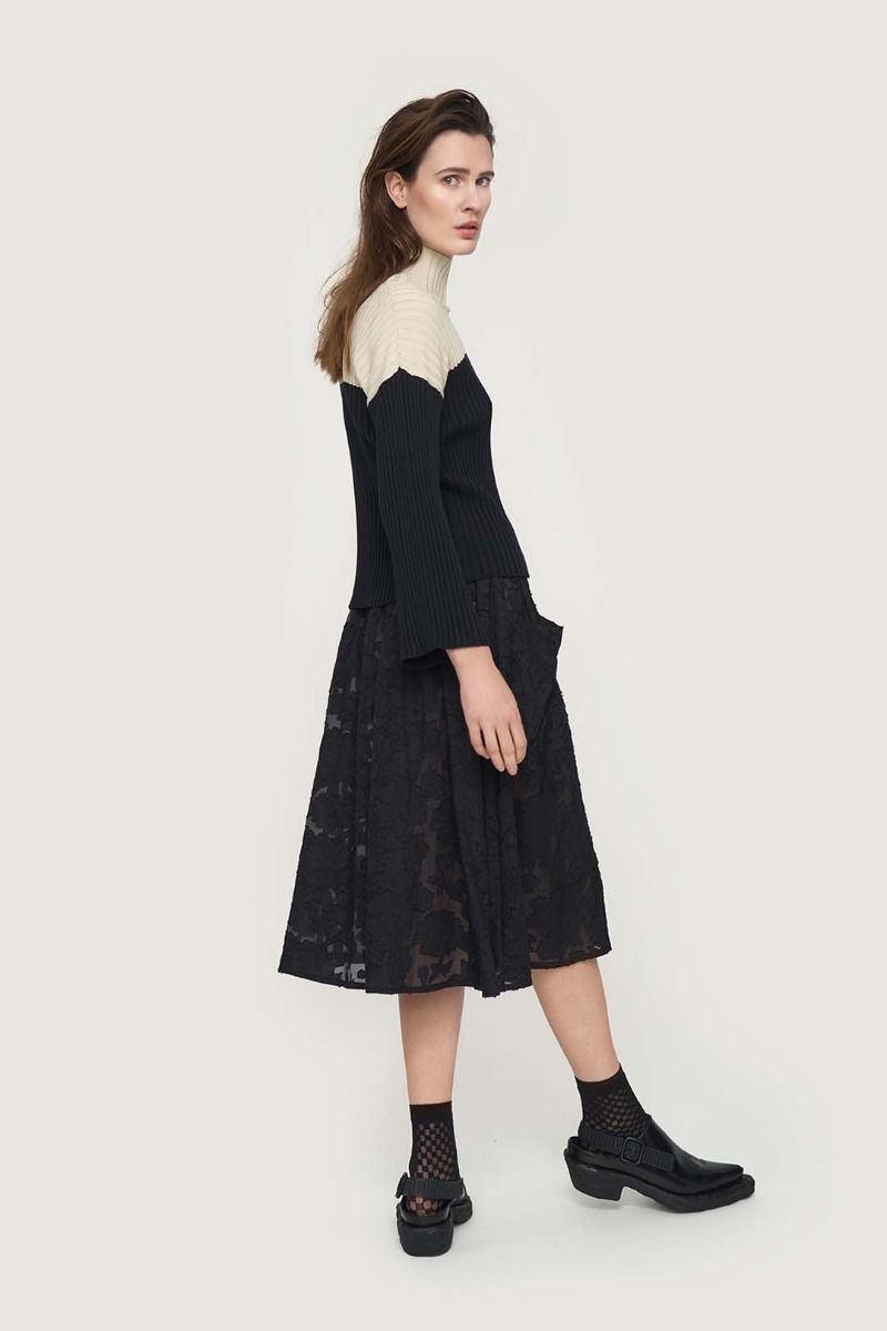 Bloom rib-knit blouse