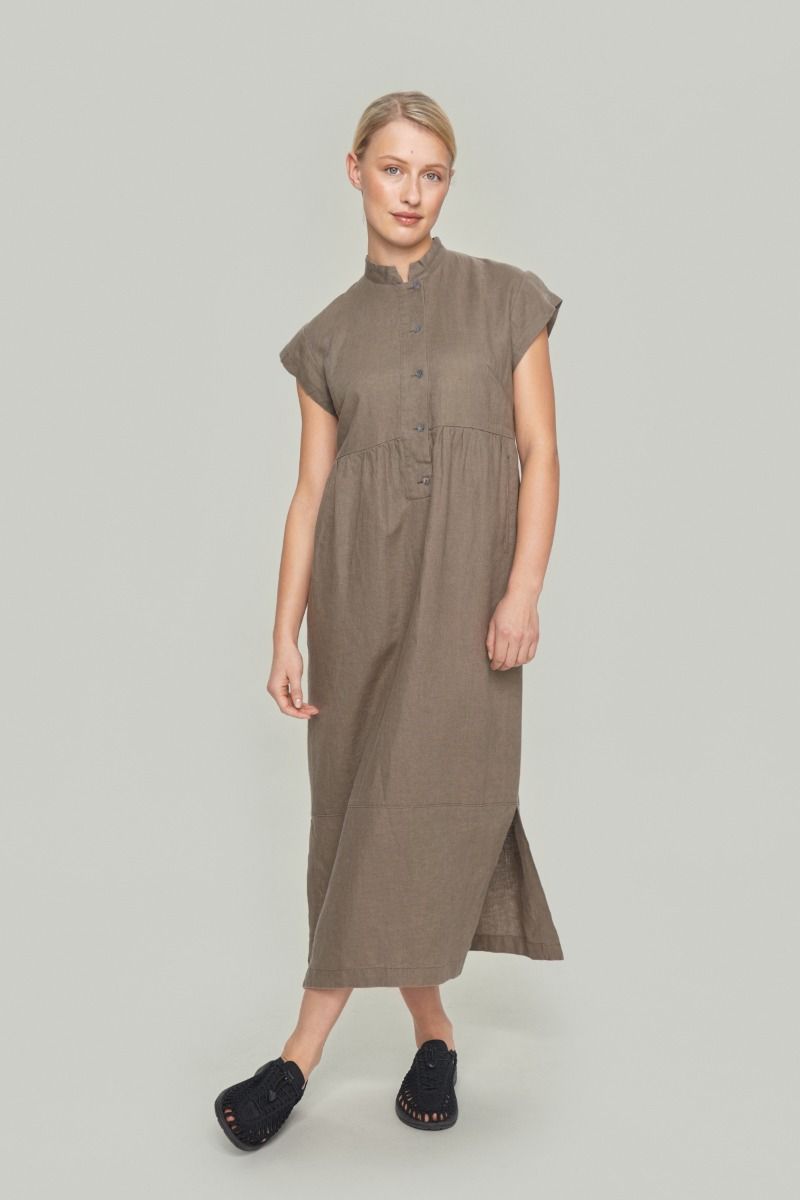 Lazy linen dress