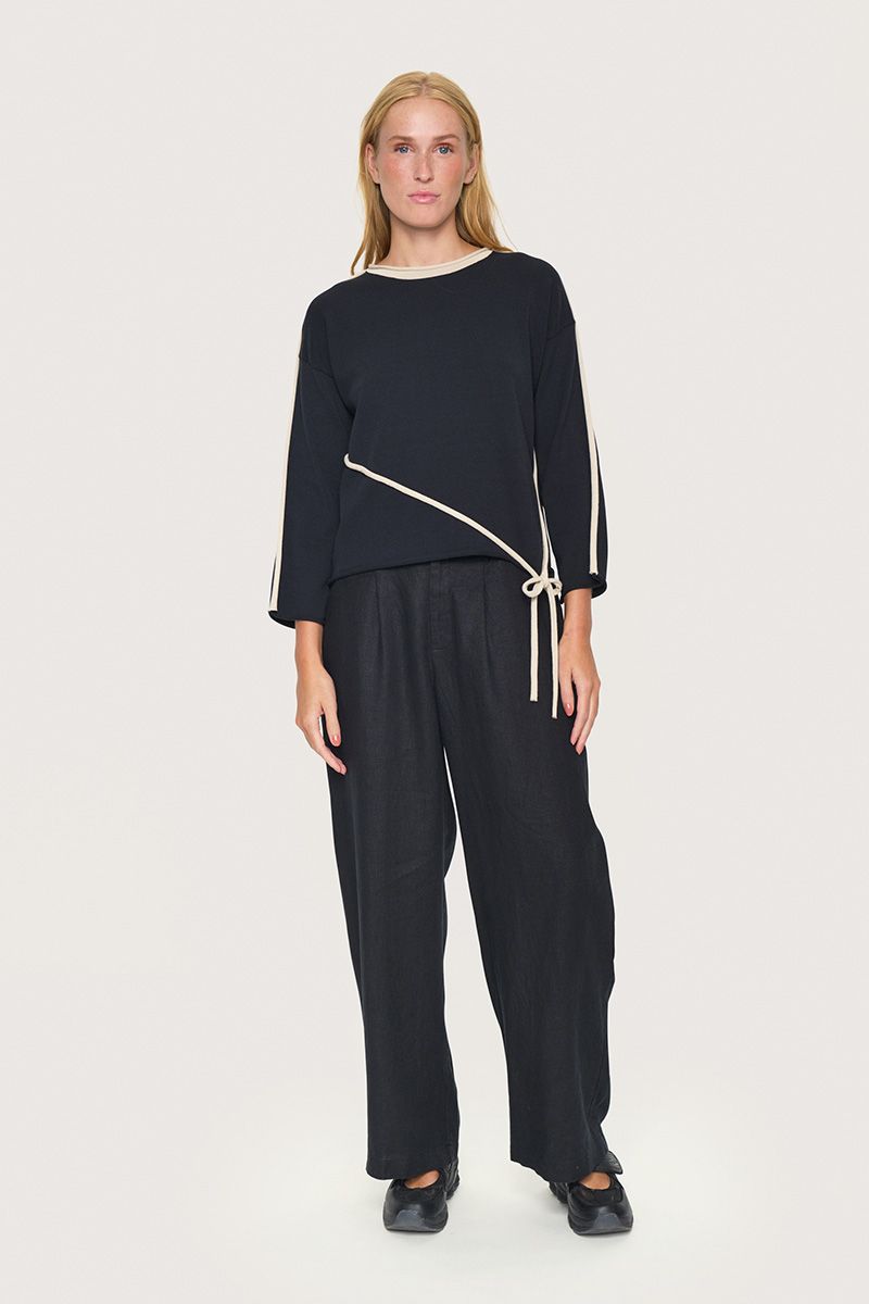Saku blouse with bow