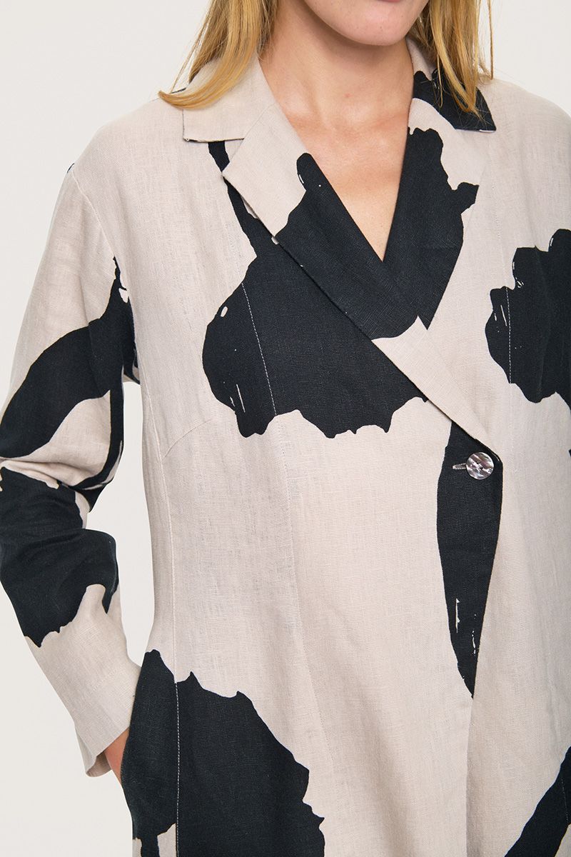 Shadow blossom jacket