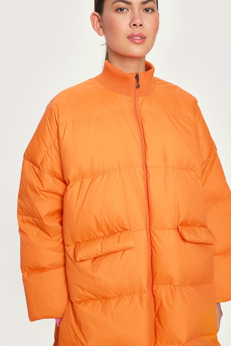Feather down coat with zipper