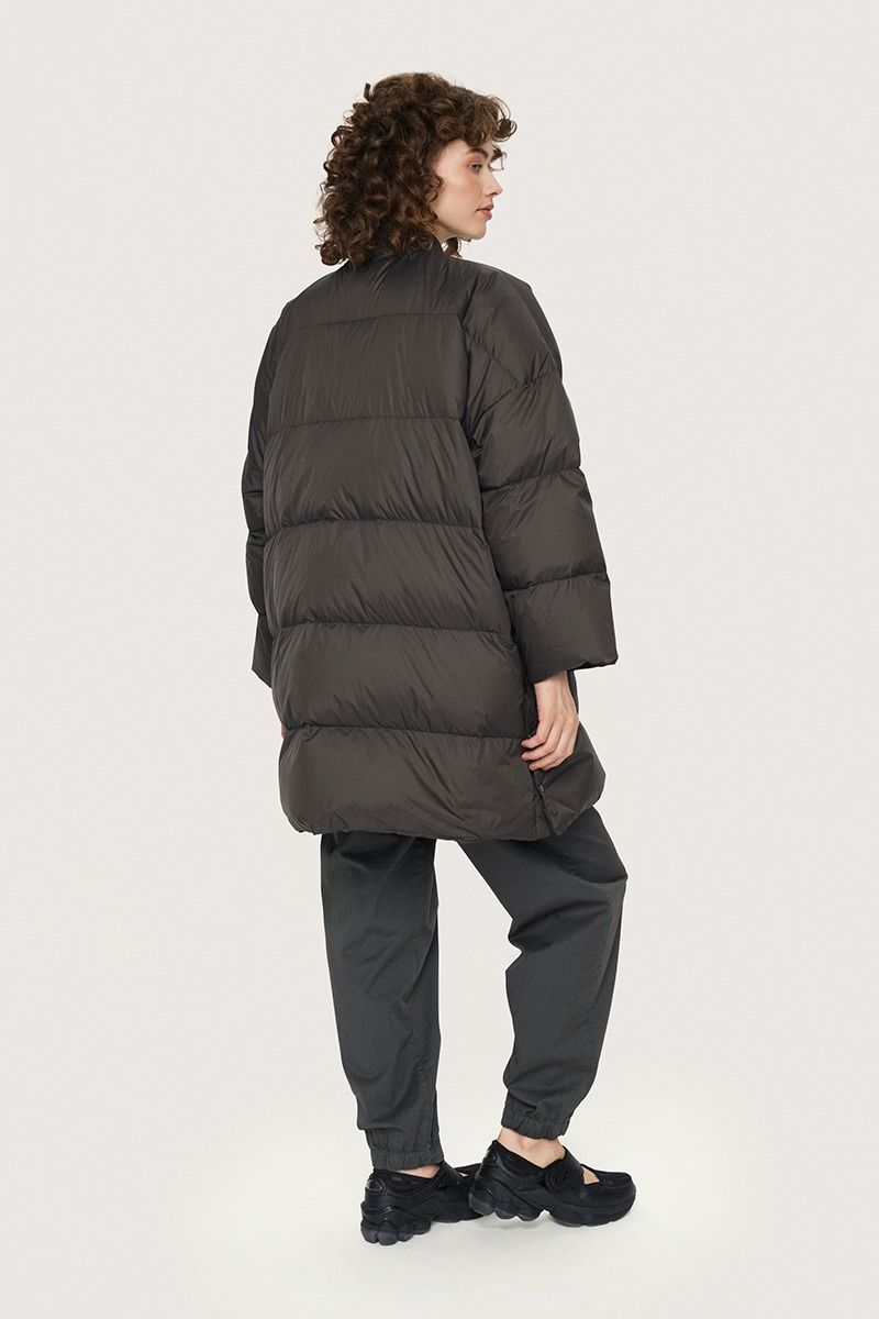 Feather down coat with zipper