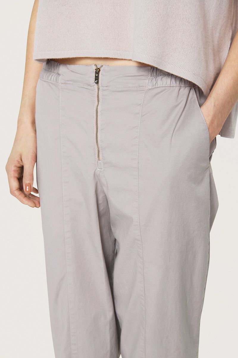 Senmei trousers with zippers