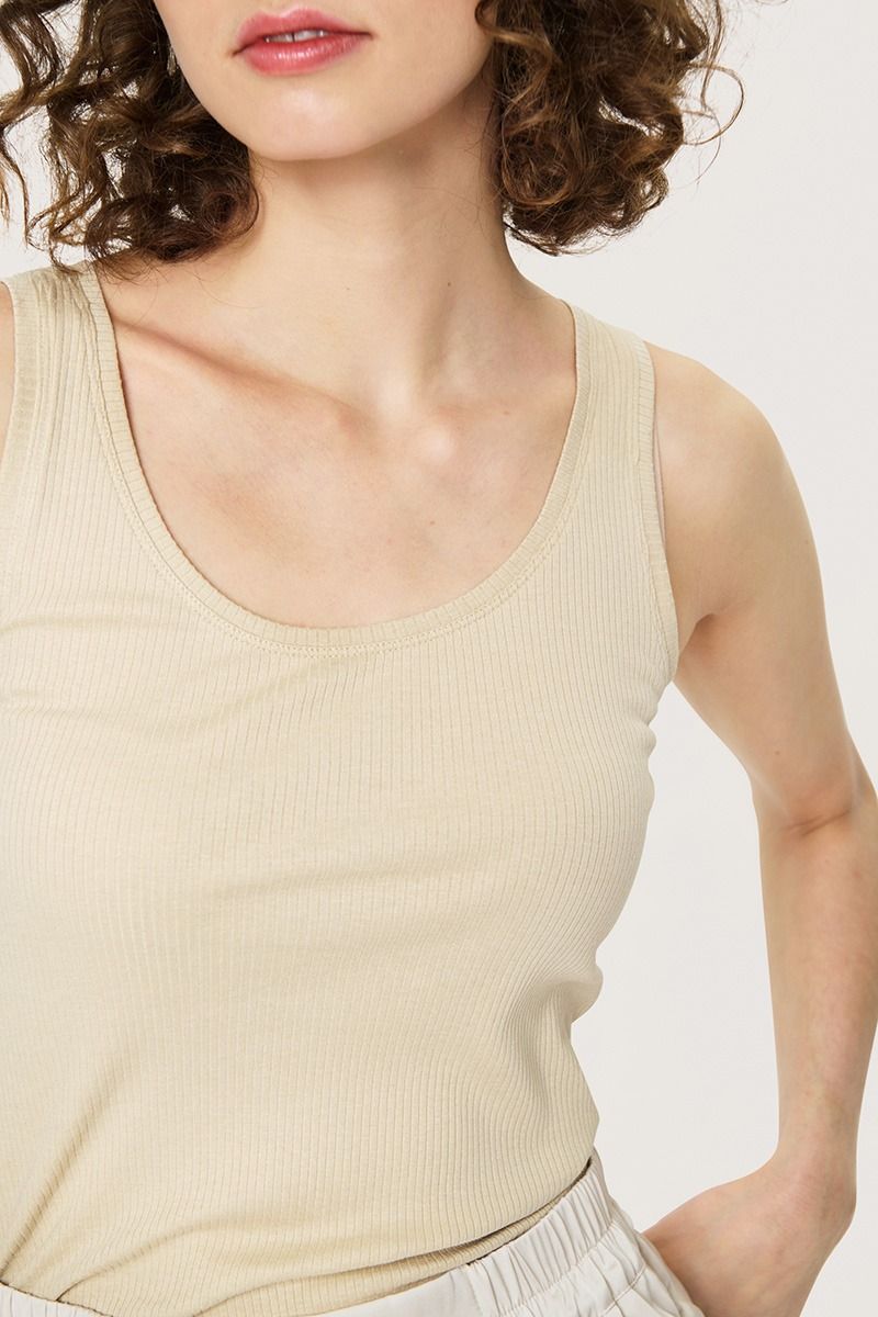 Naibu rib tank top