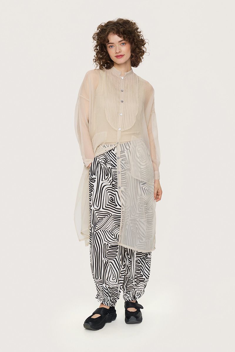 Sukasu dress with pintucks