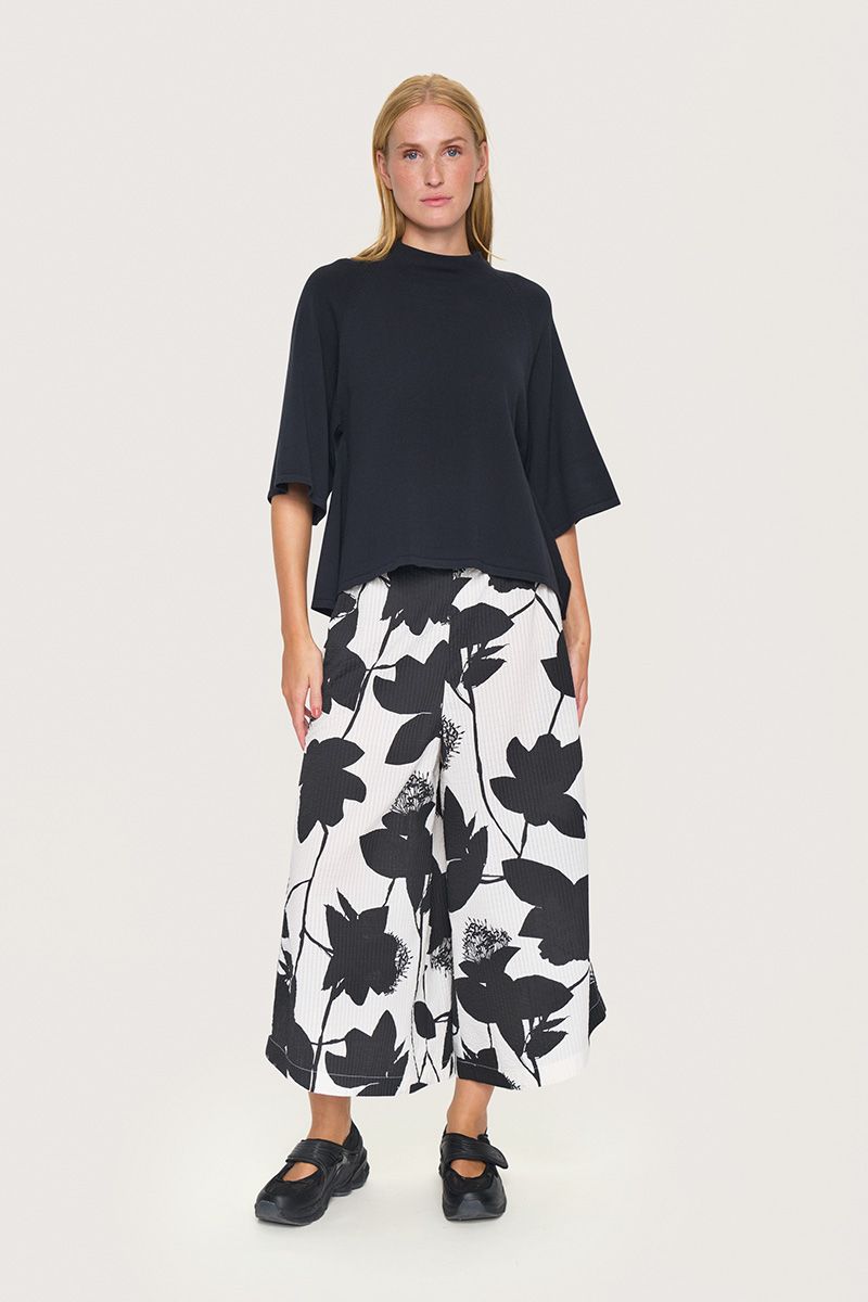 Saku blouse