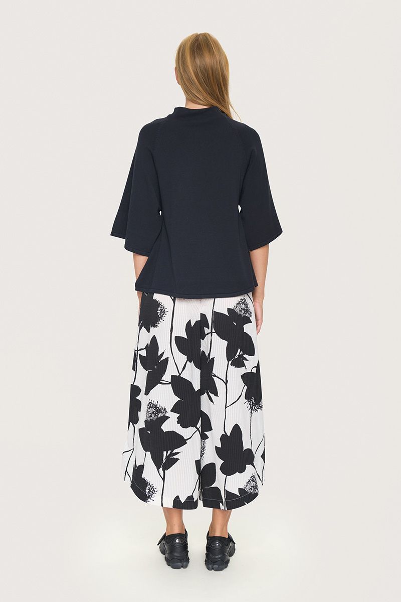 Saku blouse