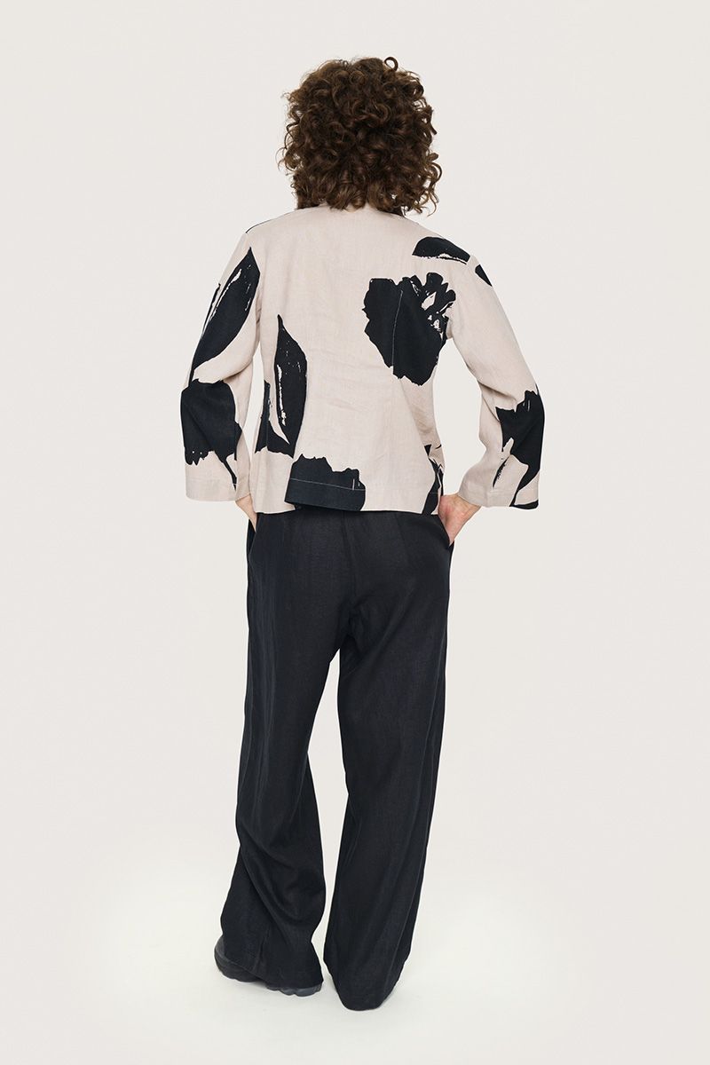 Shadow blossom short jacket