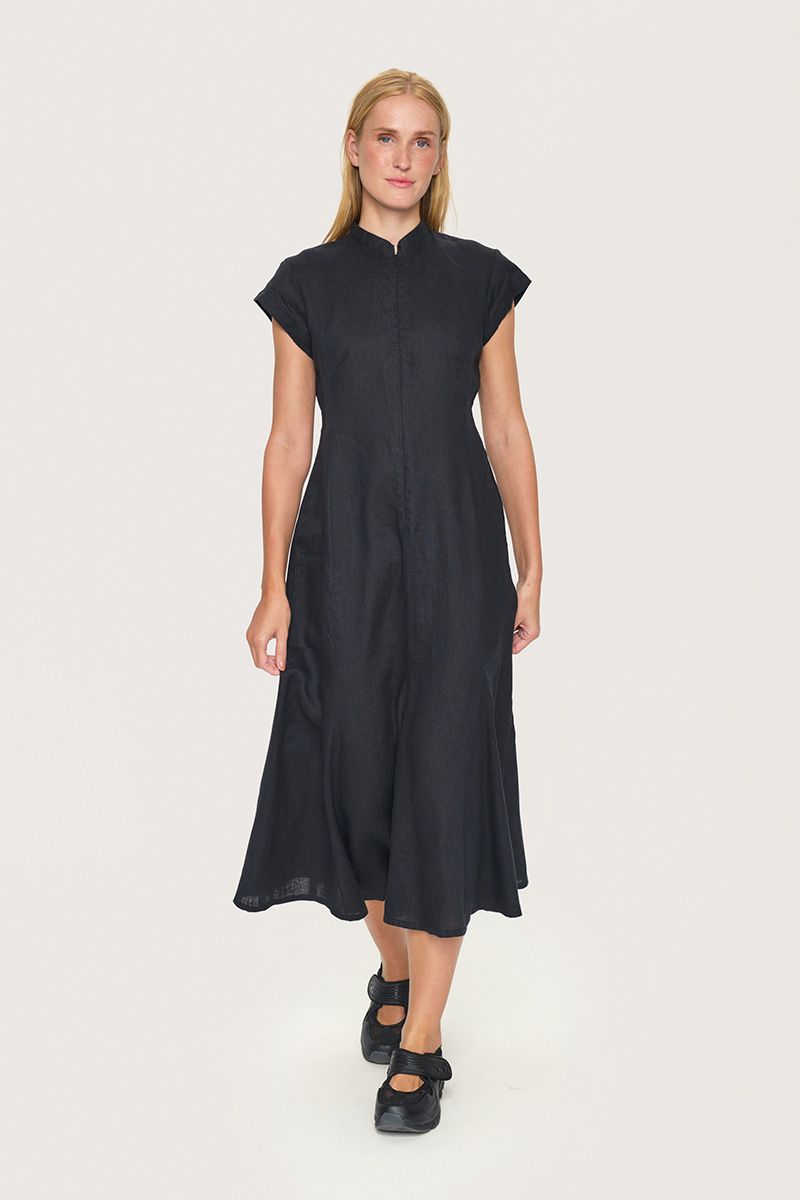 Airy linen dress