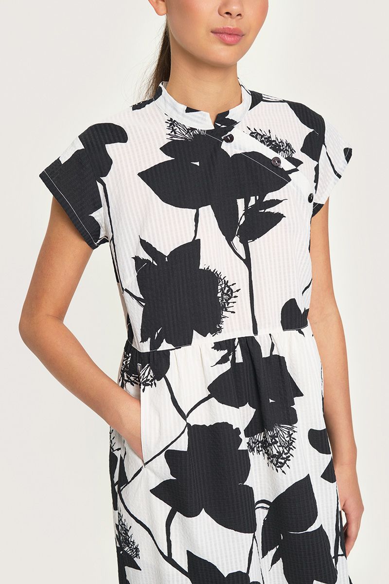 Seersucker bloom dress