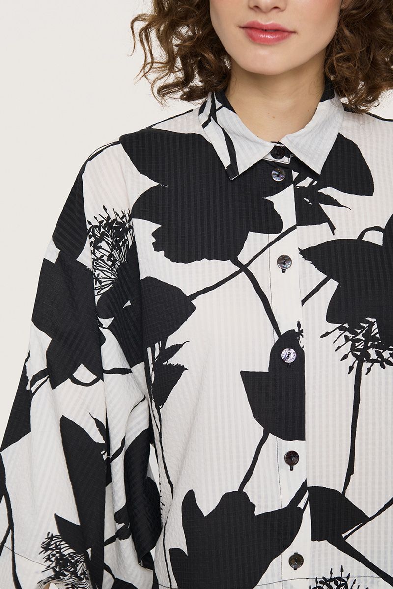 Seersucker bloom shirt