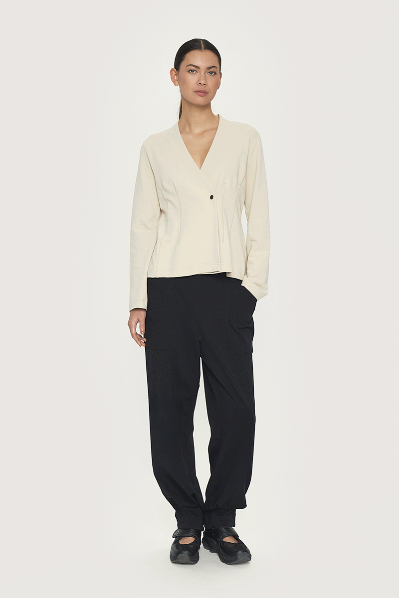 Izumi sweat jacket