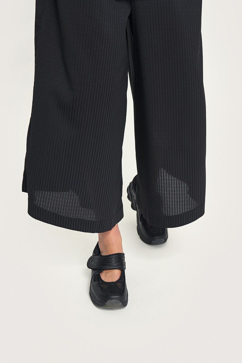 Seersucker trousers