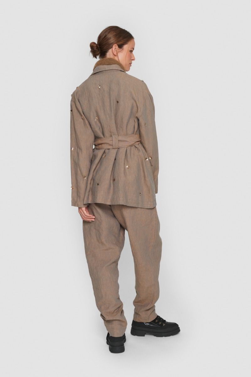 Lazy linen jacket with stones