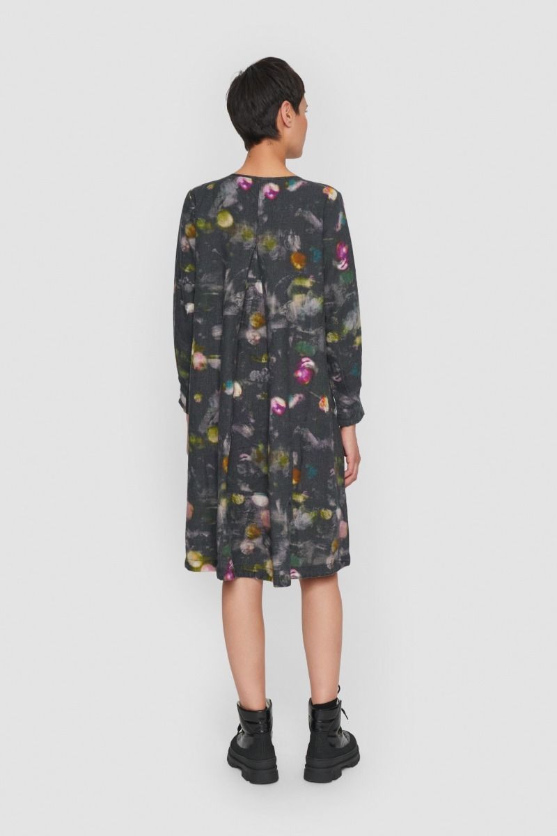 Nightlights dress with pleats