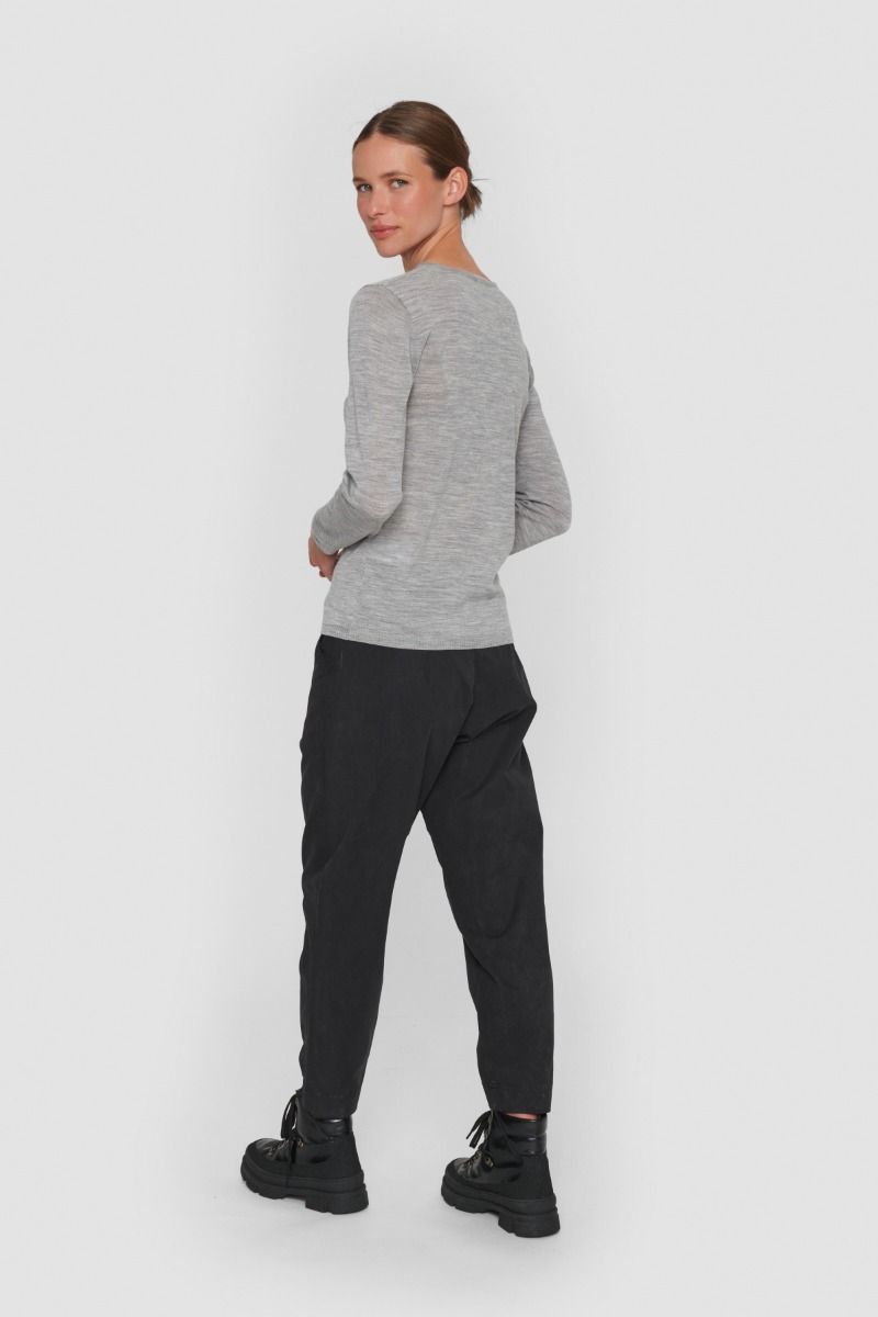 Peach stretch narrow pants