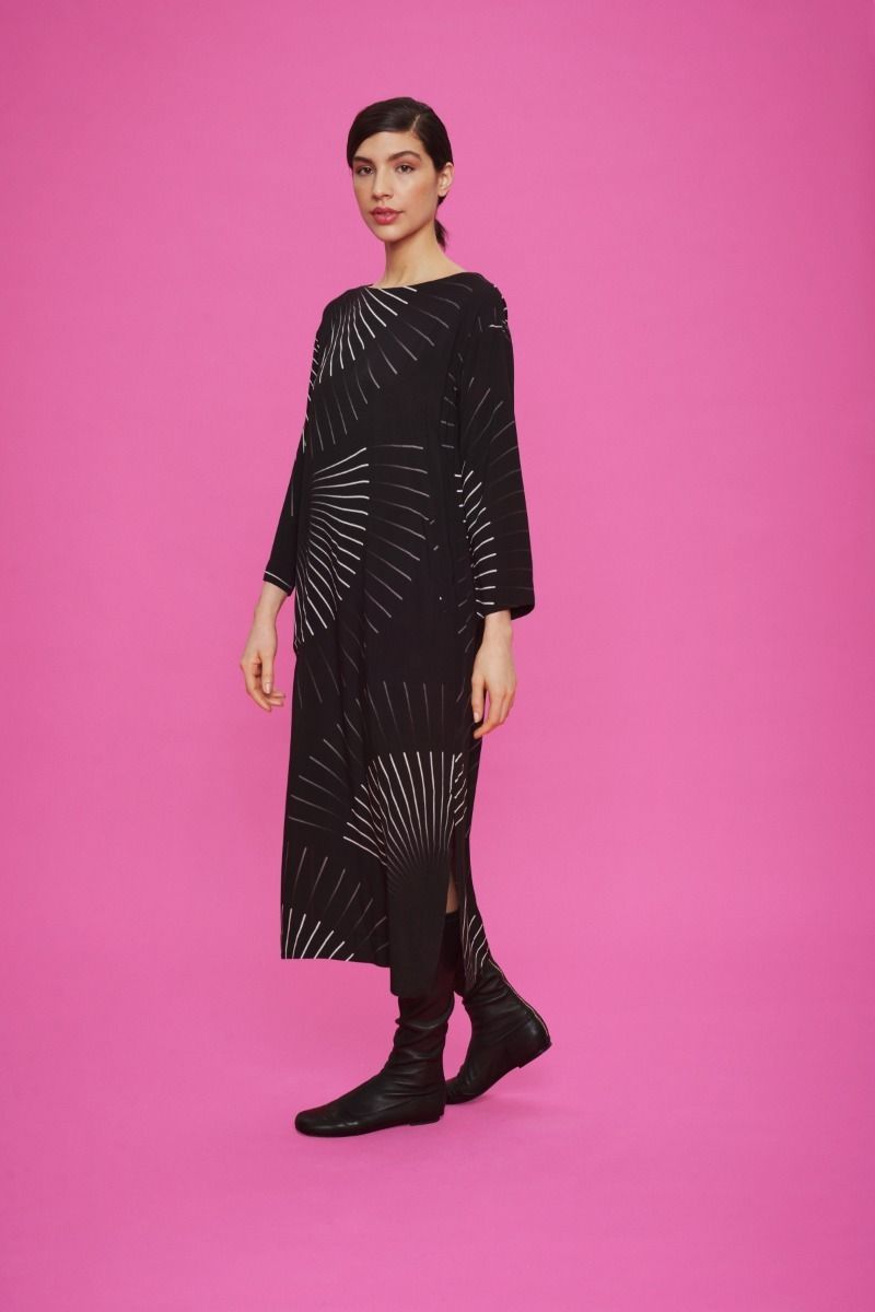 Black fan & red ribbon FSC long dress