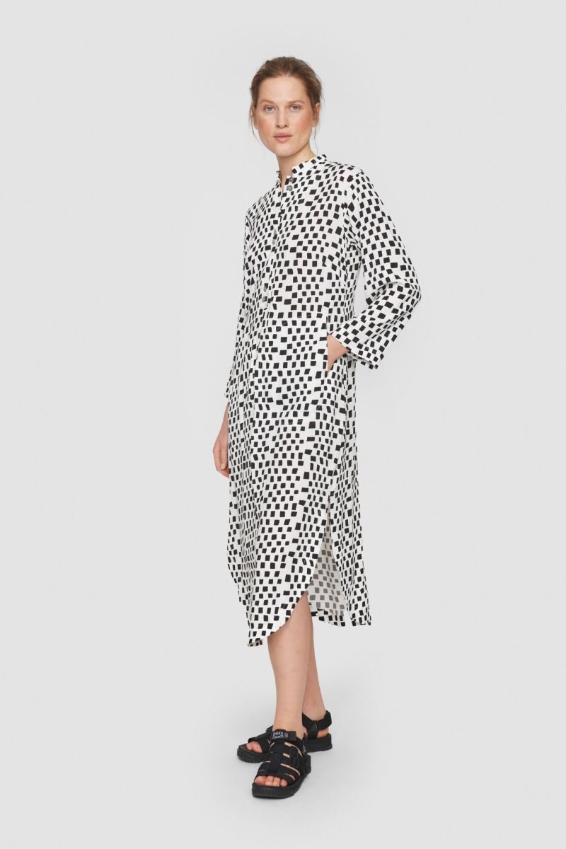 Colour dream & domino FSC dress with collar