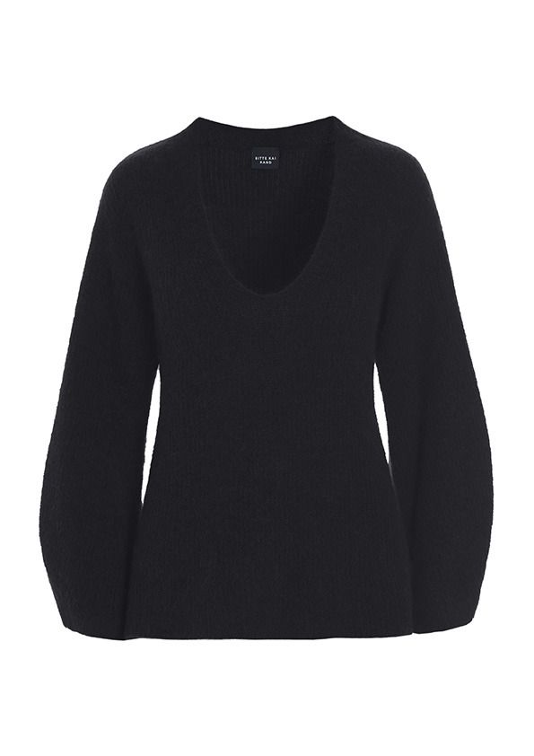 Dandelion knit blouse with v-neck
