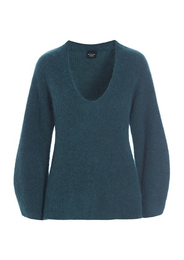Dandelion knit blouse with v-neck