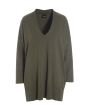 Saku blouse with v-neck