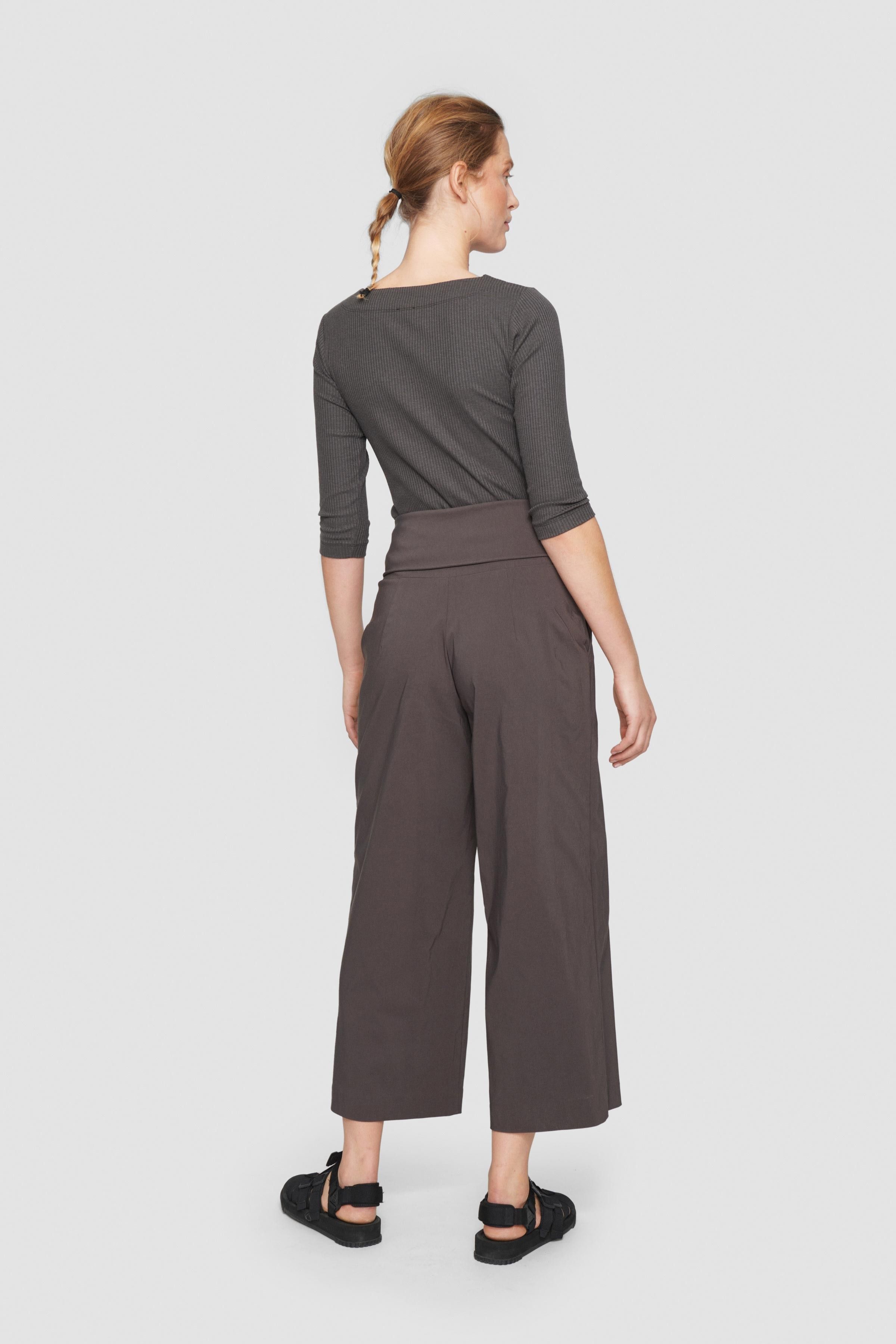 Magic stretch culotte pants