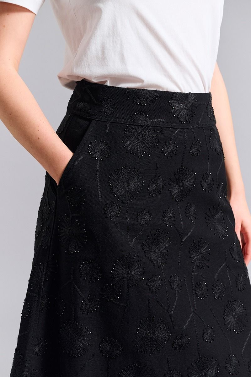Dark daisy nederdel