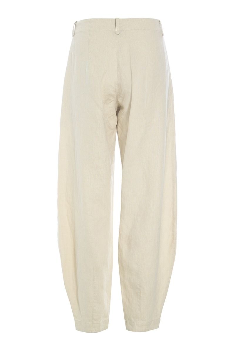 Lazy linen moderate trousers