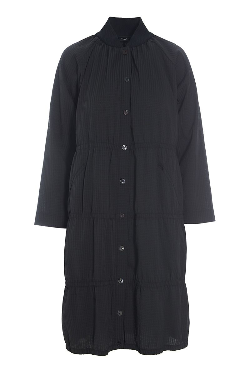 Seersucker dress with elastic details