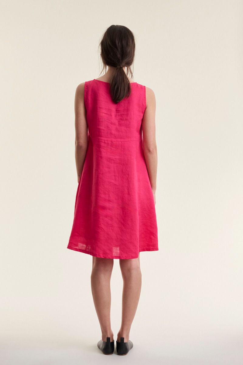 Airy linen kort kjole