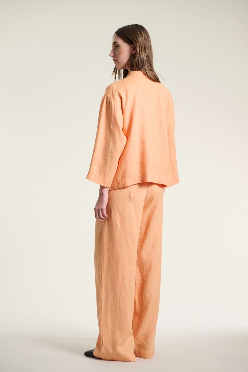 Lazy linen jakke med krave
