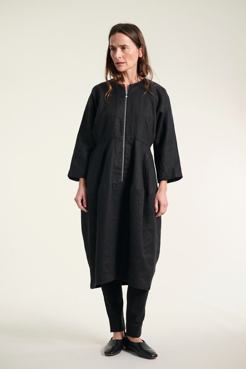 Lazy linen kjole med lynlås