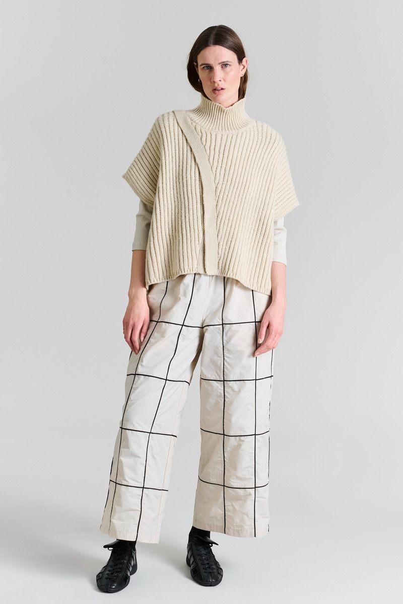 Nitto hochgeschlossene Bluse