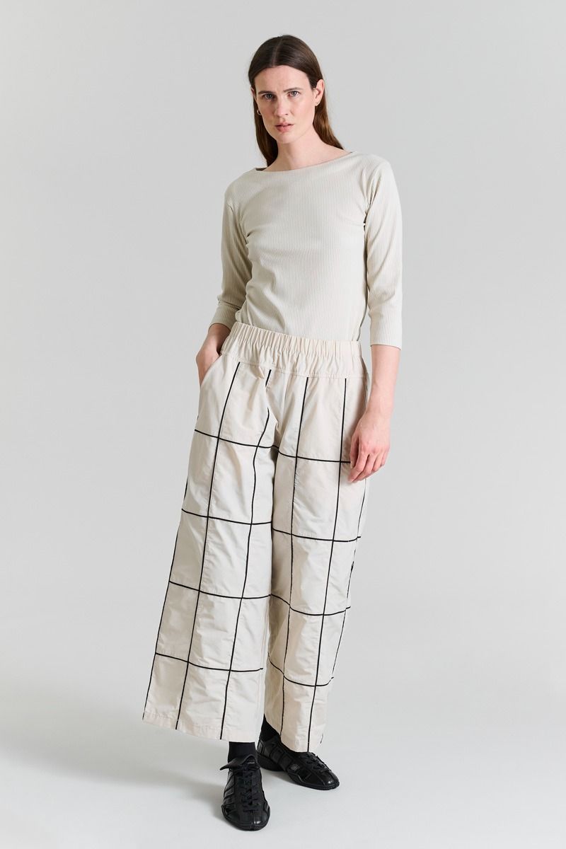 Naibu rib bluse med 3/4 ærme