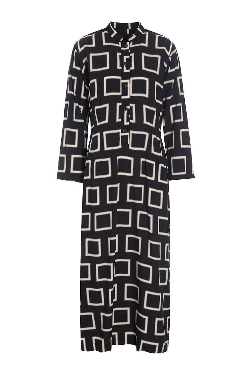 Iki Dress with buttons