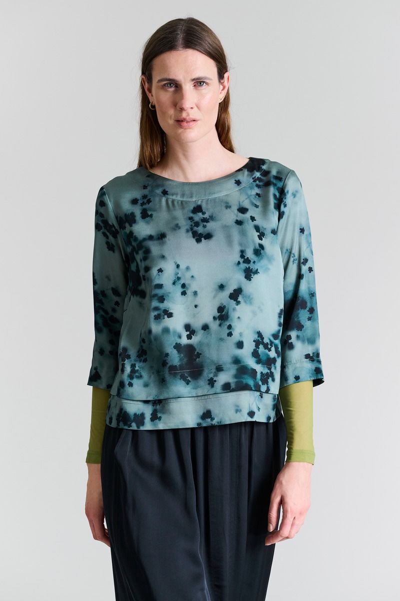 Frozen flowers FSC Blouse