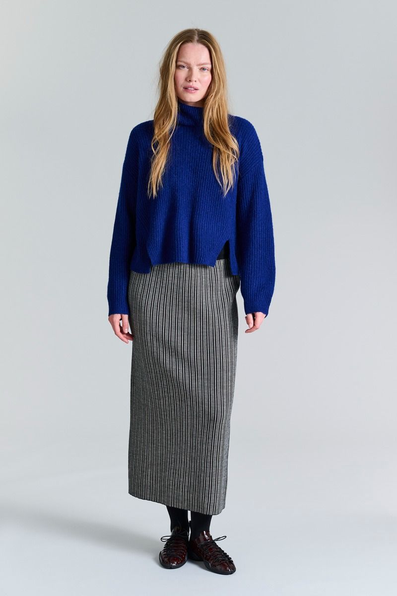 Kebukai Roll-neck Sweater