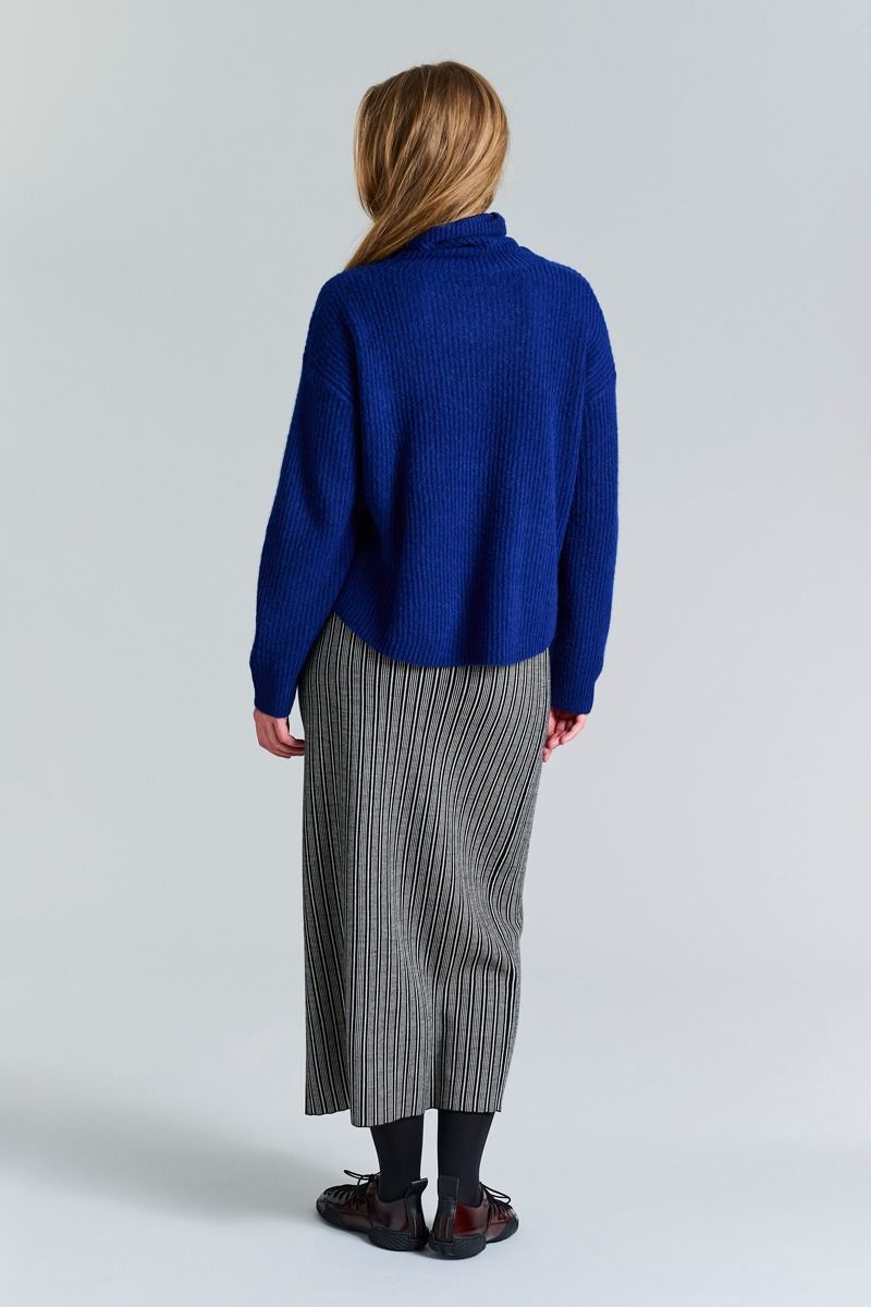 Kebukai Roll-neck Sweater