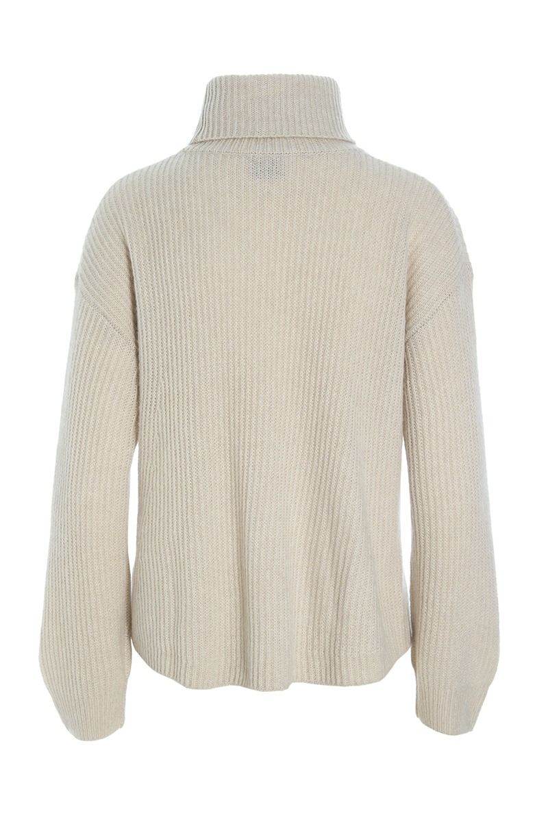 Kebukai Roll-neck Sweater