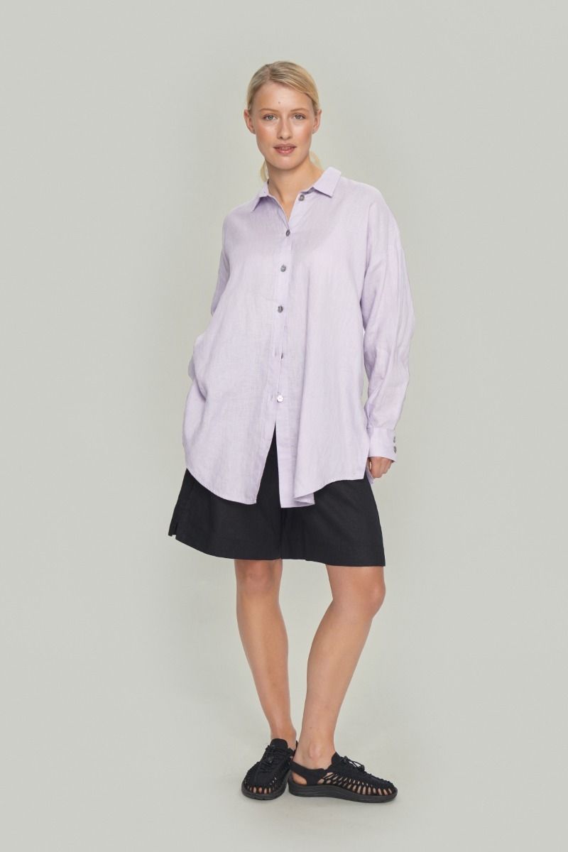 Airy linen shirt
